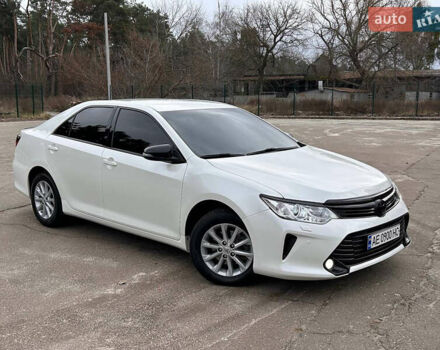 Белый Тойота Камри, объемом двигателя 2.49 л и пробегом 119 тыс. км за 20555 $, фото 51 на Automoto.ua