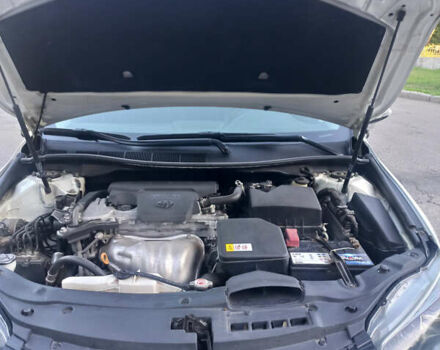 Білий Тойота Камрі, об'ємом двигуна 2.5 л та пробігом 93 тис. км за 16850 $, фото 12 на Automoto.ua