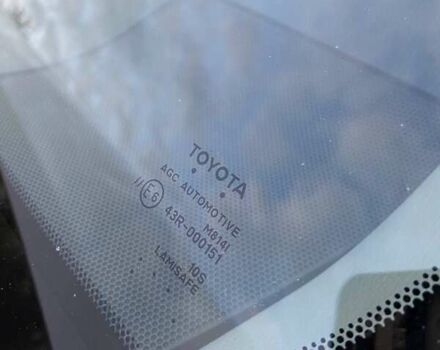 Белый Тойота Камри, объемом двигателя 2.49 л и пробегом 150 тыс. км за 21000 $, фото 18 на Automoto.ua