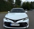 Белый Тойота Камри, объемом двигателя 2.5 л и пробегом 205 тыс. км за 20000 $, фото 1 на Automoto.ua