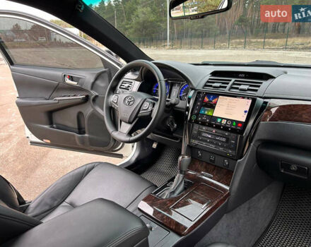 Белый Тойота Камри, объемом двигателя 2.49 л и пробегом 119 тыс. км за 20555 $, фото 3 на Automoto.ua