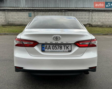 Белый Тойота Камри, объемом двигателя 2.49 л и пробегом 32 тыс. км за 23700 $, фото 8 на Automoto.ua