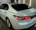 Белый Тойота Камри, объемом двигателя 2.49 л и пробегом 140 тыс. км за 23500 $, фото 1 на Automoto.ua