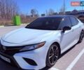 Білий Тойота Камрі, об'ємом двигуна 3.46 л та пробігом 124 тис. км за 27000 $, фото 1 на Automoto.ua