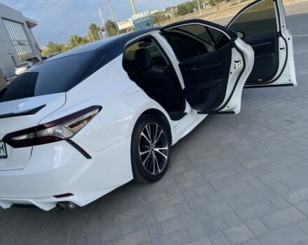 Белый Тойота Камри, объемом двигателя 2.5 л и пробегом 145 тыс. км за 19200 $, фото 4 на Automoto.ua