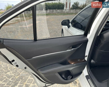 Білий Тойота Камрі, об'ємом двигуна 2.49 л та пробігом 160 тис. км за 23400 $, фото 12 на Automoto.ua