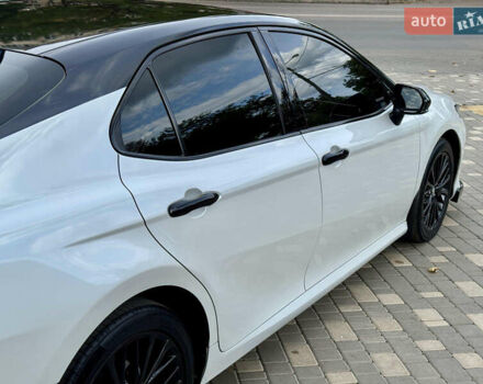 Білий Тойота Камрі, об'ємом двигуна 2.49 л та пробігом 166 тис. км за 21999 $, фото 9 на Automoto.ua