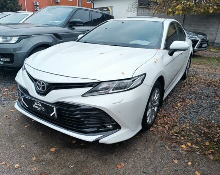 Белый Тойота Камри, объемом двигателя 2.5 л и пробегом 154 тыс. км за 21500 $, фото 1 на Automoto.ua