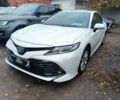 Белый Тойота Камри, объемом двигателя 2.5 л и пробегом 154 тыс. км за 21500 $, фото 1 на Automoto.ua