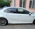 Белый Тойота Камри, объемом двигателя 2.49 л и пробегом 189 тыс. км за 22500 $, фото 1 на Automoto.ua