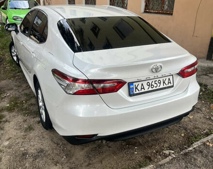 Білий Тойота Камрі, об'ємом двигуна 2.5 л та пробігом 107 тис. км за 22500 $, фото 2 на Automoto.ua