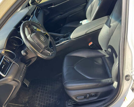 Белый Тойота Камри, объемом двигателя 2.49 л и пробегом 157 тыс. км за 22900 $, фото 17 на Automoto.ua