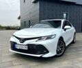 Білий Тойота Камрі, об'ємом двигуна 2.5 л та пробігом 15700 тис. км за 22900 $, фото 1 на Automoto.ua