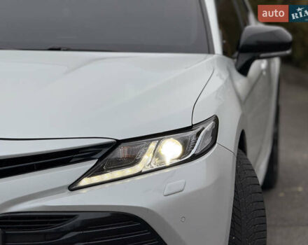 Білий Тойота Камрі, об'ємом двигуна 2.49 л та пробігом 158 тис. км за 22777 $, фото 9 на Automoto.ua