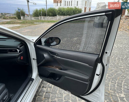 Білий Тойота Камрі, об'ємом двигуна 2.49 л та пробігом 160 тис. км за 23400 $, фото 15 на Automoto.ua