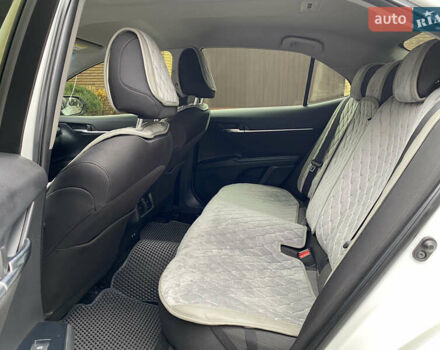 Білий Тойота Камрі, об'ємом двигуна 2.5 л та пробігом 107 тис. км за 22500 $, фото 19 на Automoto.ua