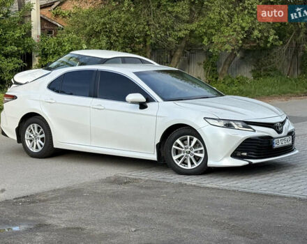 Белый Тойота Камри, объемом двигателя 2.49 л и пробегом 175 тыс. км за 21500 $, фото 4 на Automoto.ua