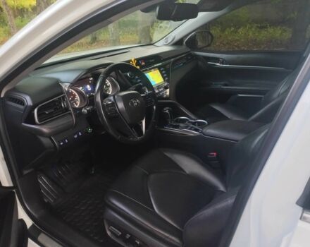 Белый Тойота Камри, объемом двигателя 2.5 л и пробегом 93 тыс. км за 25000 $, фото 3 на Automoto.ua