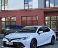 Белый Тойота Камри, объемом двигателя 2.5 л и пробегом 108 тыс. км за 22500 $, фото 1 на Automoto.ua