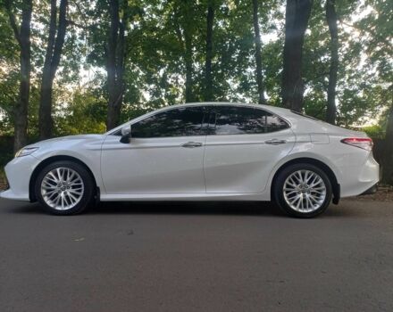 Белый Тойота Камри, объемом двигателя 2.5 л и пробегом 93 тыс. км за 25000 $, фото 1 на Automoto.ua