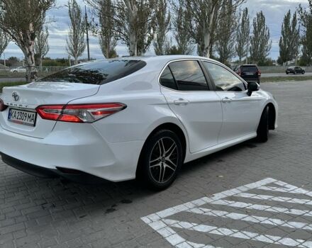 Белый Тойота Камри, объемом двигателя 2.5 л и пробегом 116 тыс. км за 16950 $, фото 4 на Automoto.ua