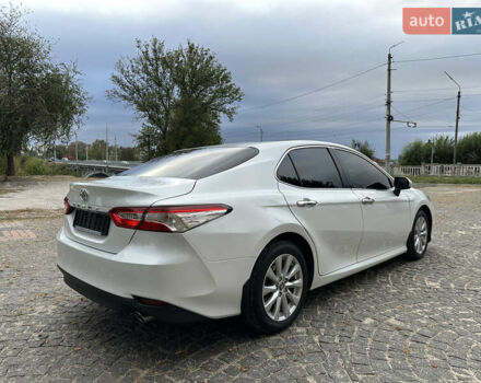 Білий Тойота Камрі, об'ємом двигуна 2.49 л та пробігом 160 тис. км за 23400 $, фото 5 на Automoto.ua