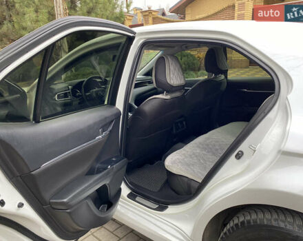 Білий Тойота Камрі, об'ємом двигуна 2.5 л та пробігом 107 тис. км за 22500 $, фото 18 на Automoto.ua