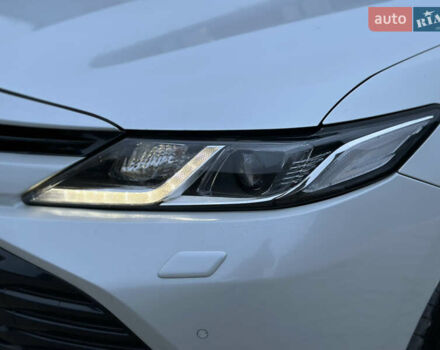 Білий Тойота Камрі, об'ємом двигуна 2.49 л та пробігом 158 тис. км за 22777 $, фото 59 на Automoto.ua