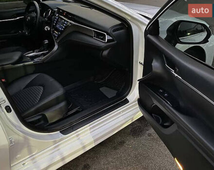 Білий Тойота Камрі, об'ємом двигуна 2.49 л та пробігом 95 тис. км за 19400 $, фото 10 на Automoto.ua