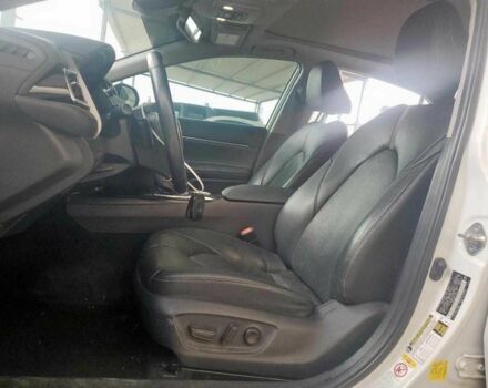 Белый Тойота Камри, объемом двигателя 2.5 л и пробегом 68 тыс. км за 5500 $, фото 6 на Automoto.ua