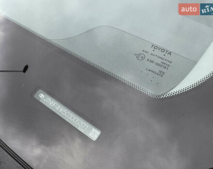 Белый Тойота Камри, объемом двигателя 2.49 л и пробегом 32 тыс. км за 23700 $, фото 17 на Automoto.ua
