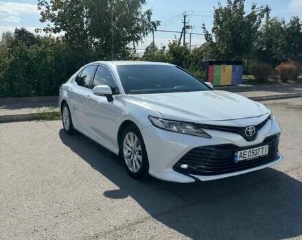 Белый Тойота Камри, объемом двигателя 2.49 л и пробегом 153 тыс. км за 19800 $, фото 2 на Automoto.ua