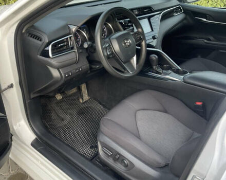 Белый Тойота Камри, объемом двигателя 2.49 л и пробегом 143 тыс. км за 17600 $, фото 13 на Automoto.ua