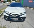 Белый Тойота Камри, объемом двигателя 2.5 л и пробегом 115 тыс. км за 22200 $, фото 1 на Automoto.ua