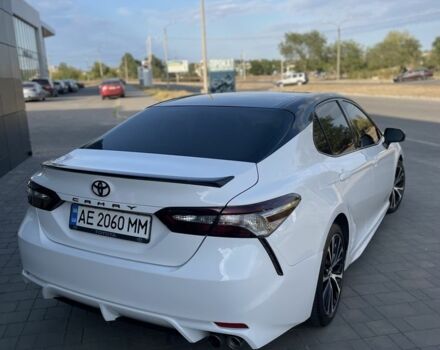 Белый Тойота Камри, объемом двигателя 2.5 л и пробегом 145 тыс. км за 19200 $, фото 2 на Automoto.ua