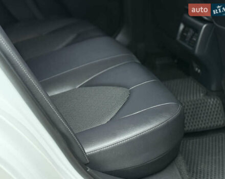 Білий Тойота Камрі, об'ємом двигуна 2.49 л та пробігом 158 тис. км за 22777 $, фото 33 на Automoto.ua