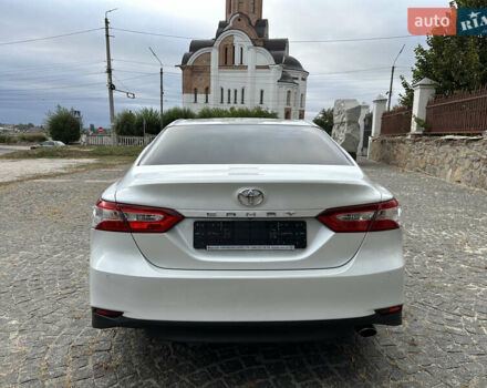 Білий Тойота Камрі, об'ємом двигуна 2.49 л та пробігом 160 тис. км за 23400 $, фото 4 на Automoto.ua
