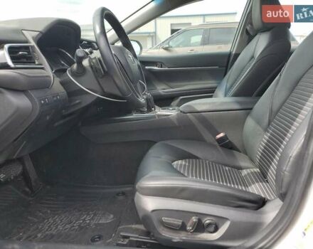 Білий Тойота Камрі, об'ємом двигуна 2.49 л та пробігом 77 тис. км за 6000 $, фото 7 на Automoto.ua