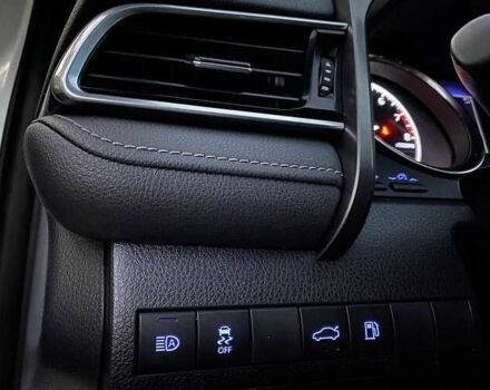 Білий Тойота Камрі, об'ємом двигуна 2.5 л та пробігом 95 тис. км за 17400 $, фото 6 на Automoto.ua