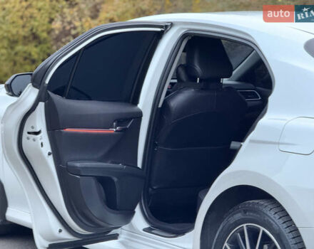 Білий Тойота Камрі, об'ємом двигуна 2.49 л та пробігом 158 тис. км за 22777 $, фото 27 на Automoto.ua