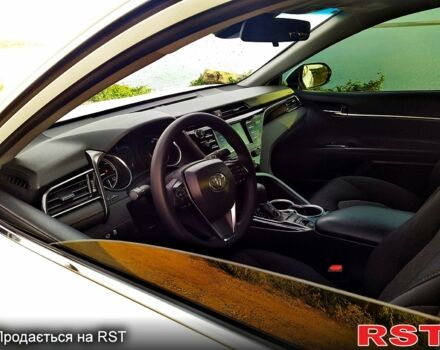 Белый Тойота Камри, объемом двигателя 2.5 л и пробегом 101 тыс. км за 24500 $, фото 5 на Automoto.ua