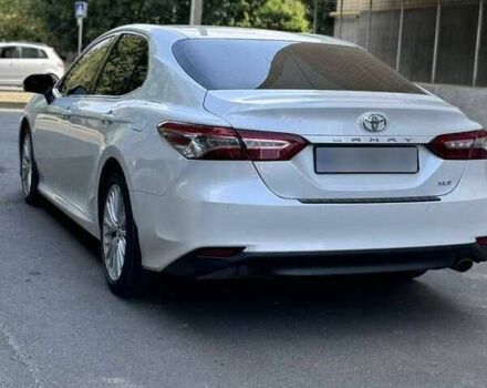 Белый Тойота Камри, объемом двигателя 2.5 л и пробегом 58 тыс. км за 15500 $, фото 4 на Automoto.ua