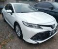 Белый Тойота Камри, объемом двигателя 2.5 л и пробегом 154 тыс. км за 21500 $, фото 1 на Automoto.ua