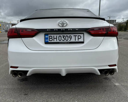 Белый Тойота Камри, объемом двигателя 2.49 л и пробегом 140 тыс. км за 21500 $, фото 19 на Automoto.ua