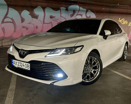 Белый Тойота Камри, объемом двигателя 2.49 л и пробегом 157 тыс. км за 22900 $, фото 7 на Automoto.ua