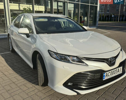 Белый Тойота Камри, объемом двигателя 2.49 л и пробегом 137 тыс. км за 21950 $, фото 4 на Automoto.ua