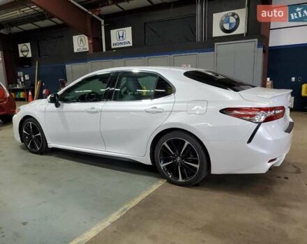 Білий Тойота Камрі, об'ємом двигуна 2.49 л та пробігом 116 тис. км за 6500 $, фото 1 на Automoto.ua