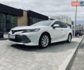 Белый Тойота Камри, объемом двигателя 2.5 л и пробегом 67 тыс. км за 27000 $, фото 1 на Automoto.ua