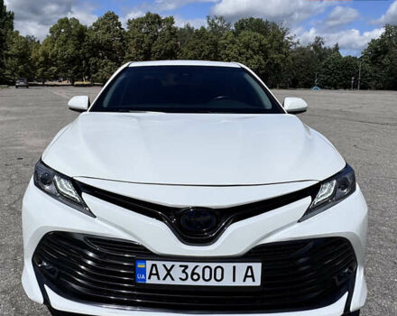 Білий Тойота Камрі, об'ємом двигуна 2.5 л та пробігом 108 тис. км за 22500 $, фото 1 на Automoto.ua