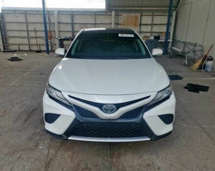 Белый Тойота Камри, объемом двигателя 2.5 л и пробегом 68 тыс. км за 5500 $, фото 4 на Automoto.ua